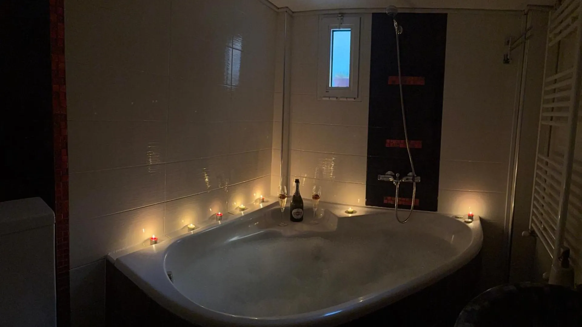 Apartment Aphrodites Luxury Apt Thessaloniki