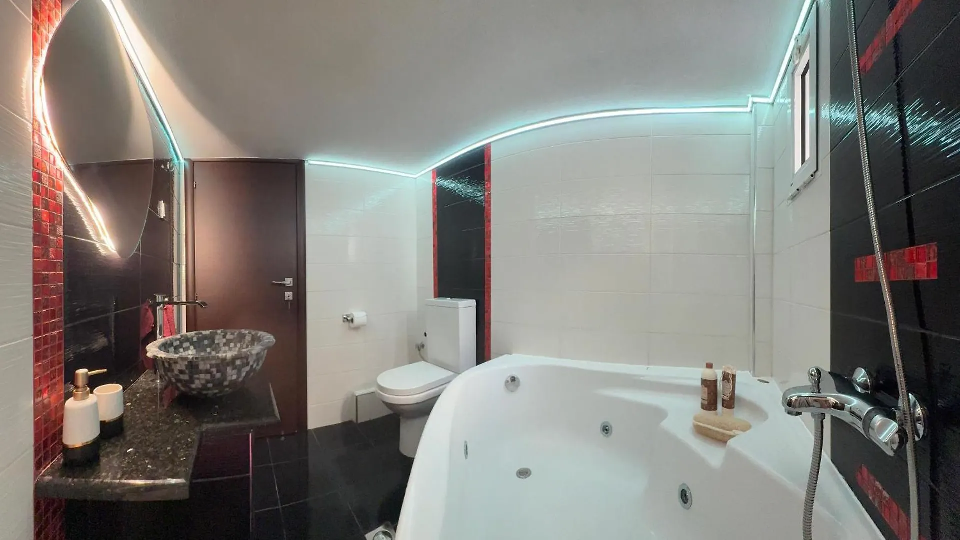 Aphrodites Luxury Apt Thessaloniki Greece