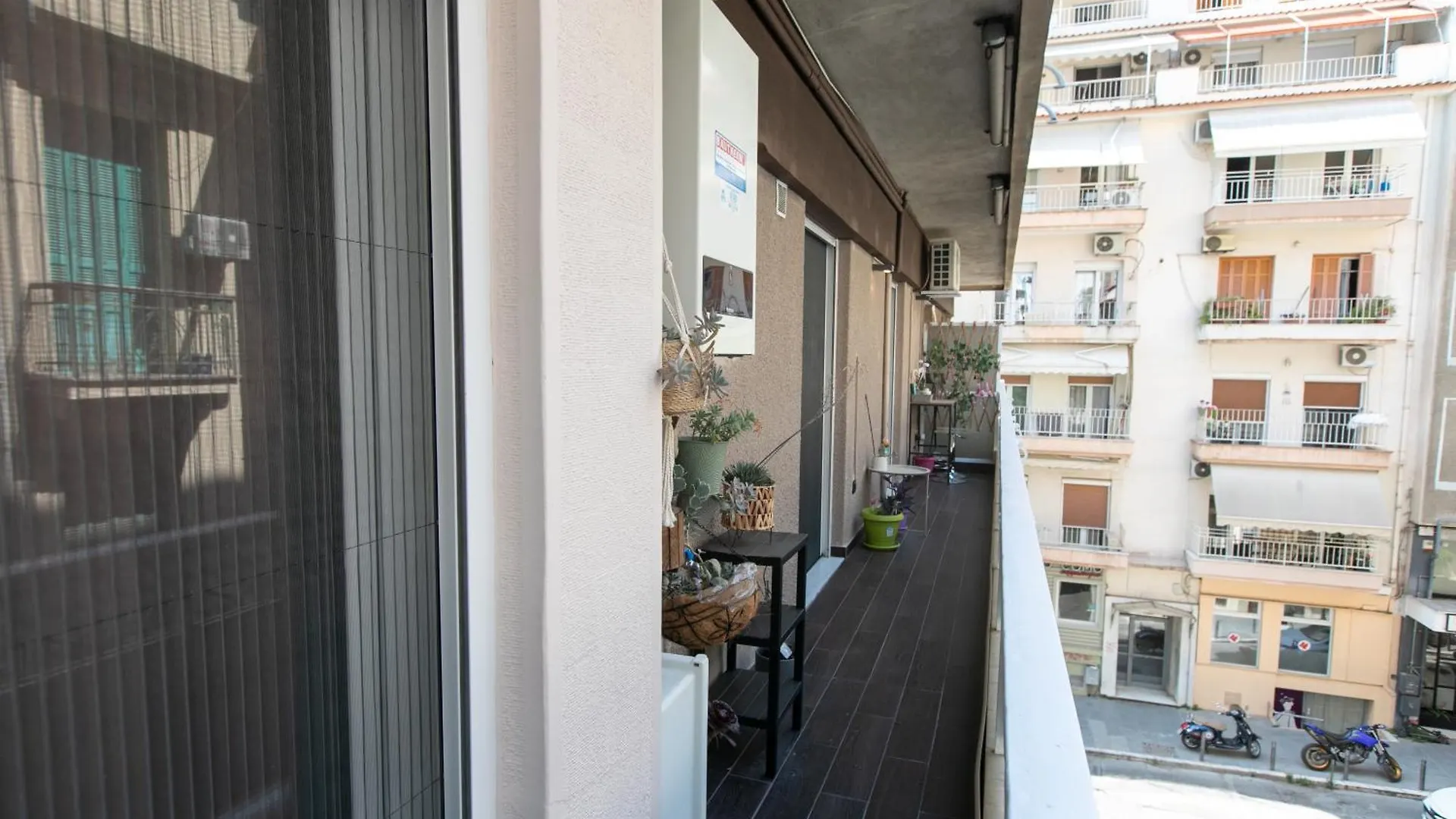 Aphrodites House Upon White Tower Thessaloniki